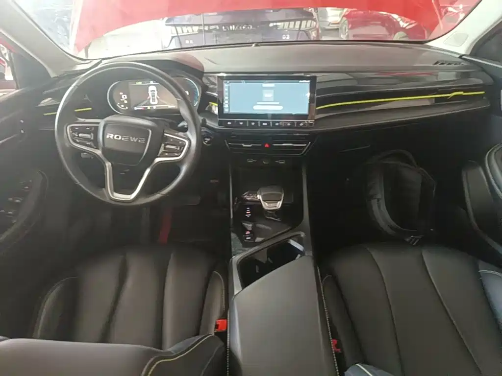 Фото 10 - Roewe i5