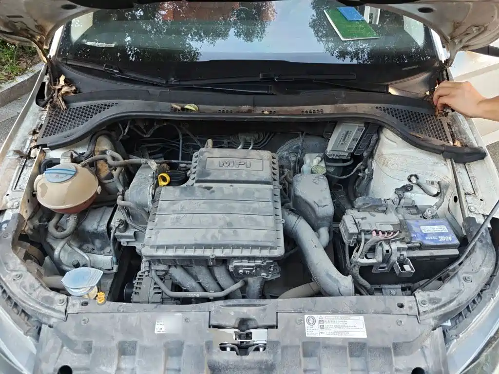 Škoda Fabia 2018 2017 1.4L Manual Car Enjoy Edition