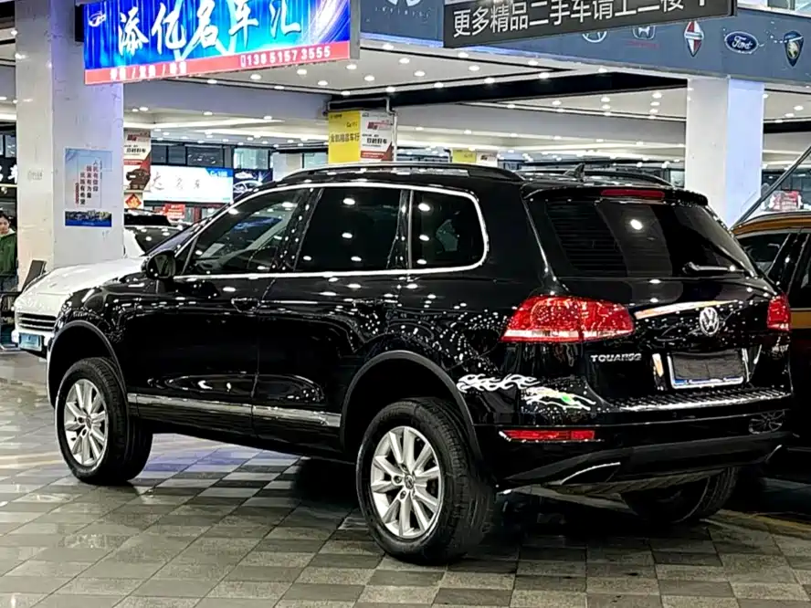 Volkswagen Touareg 2011 3.0TSI Premium фото 3
