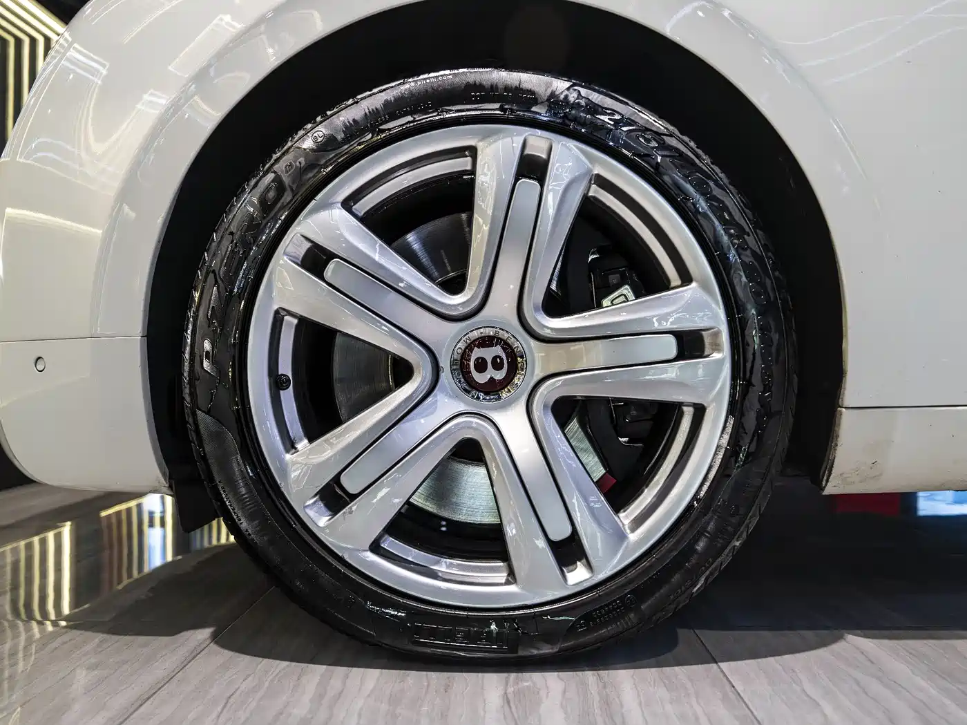 Bentley Flying Spur 2014 4.0T V8 Prestige Edition фото 10