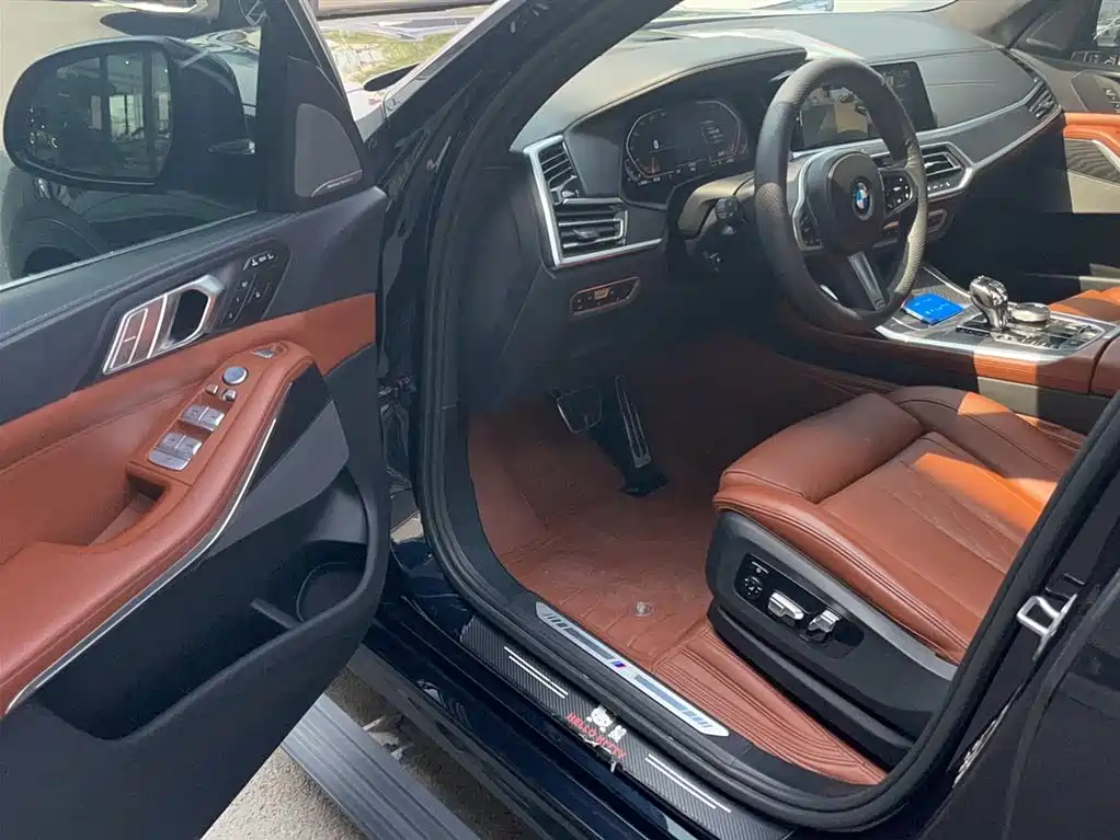 BMW X7 2022 xDrive40i Exclusive M Sport Package фото 19