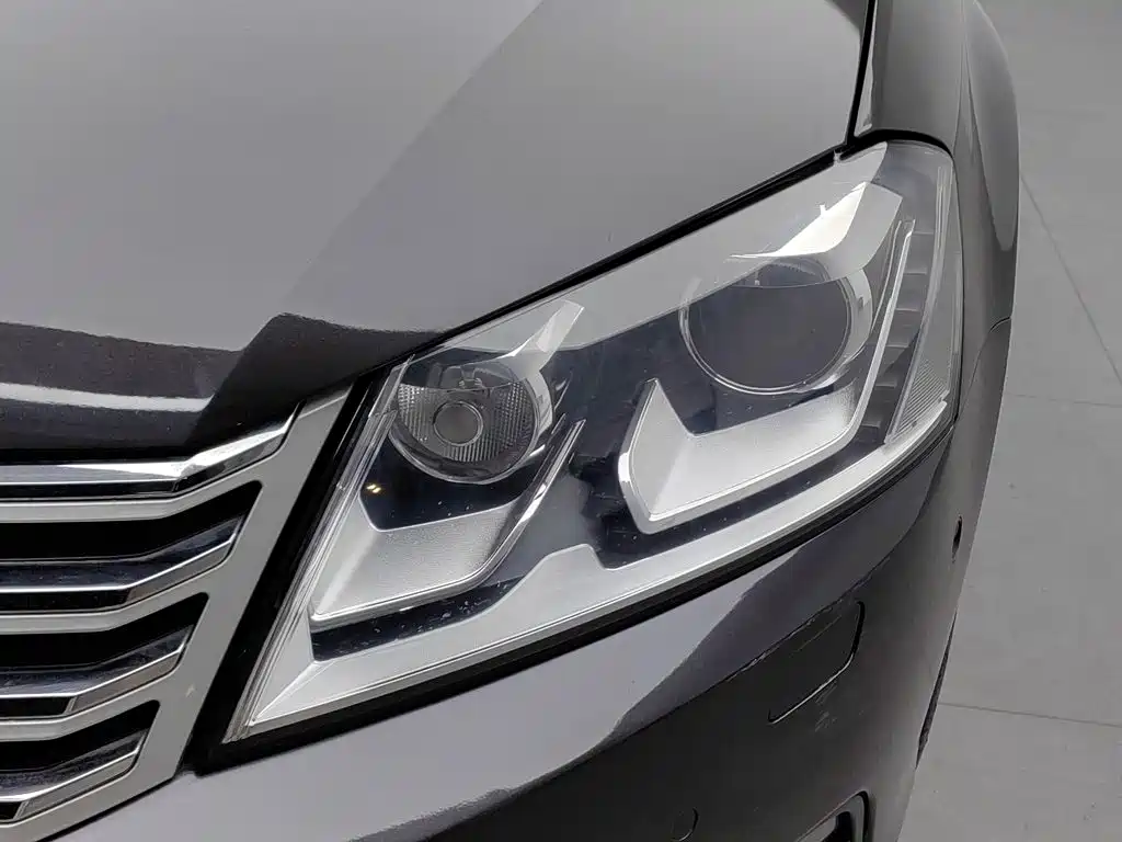 صورة 7 - Volkswagen Magotan