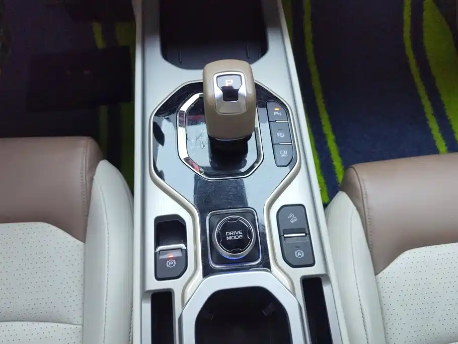 Geely ICON 2021 2020 1.5TD i9 BSG