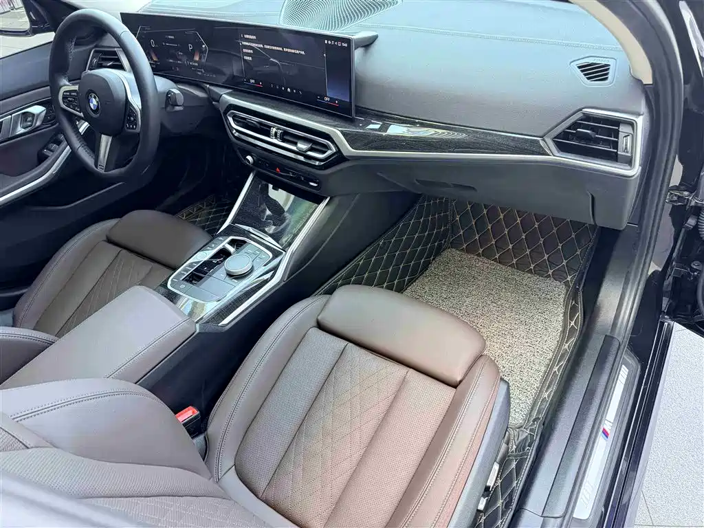 BMW 3 Series 2024 325Li M Sport Package фото 22