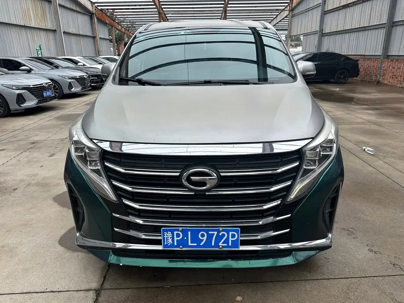 Photo 2 - GAC Trumpchi M8