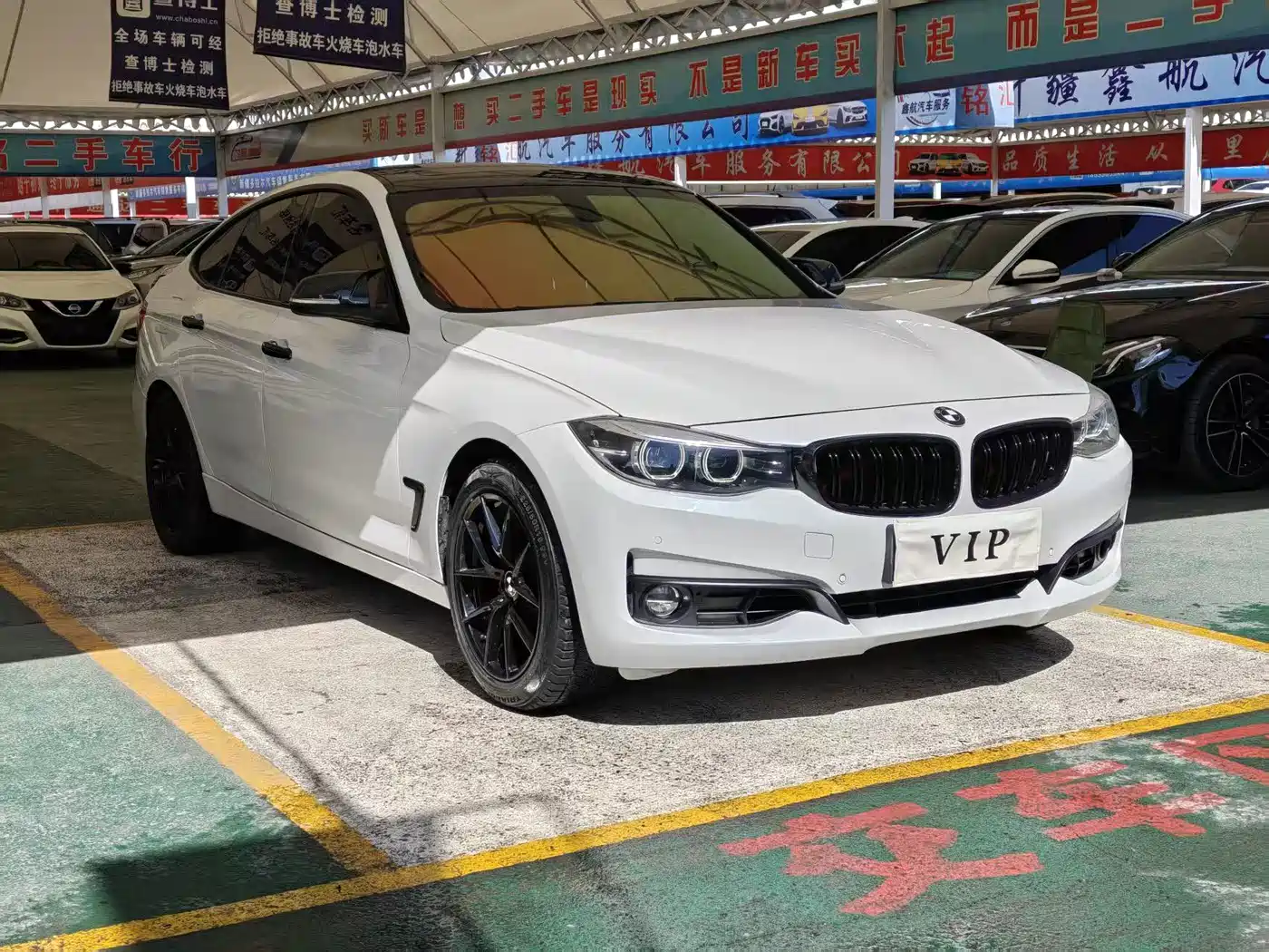 BMW 3 Series GT 2019 320i M Sport Model фото 3