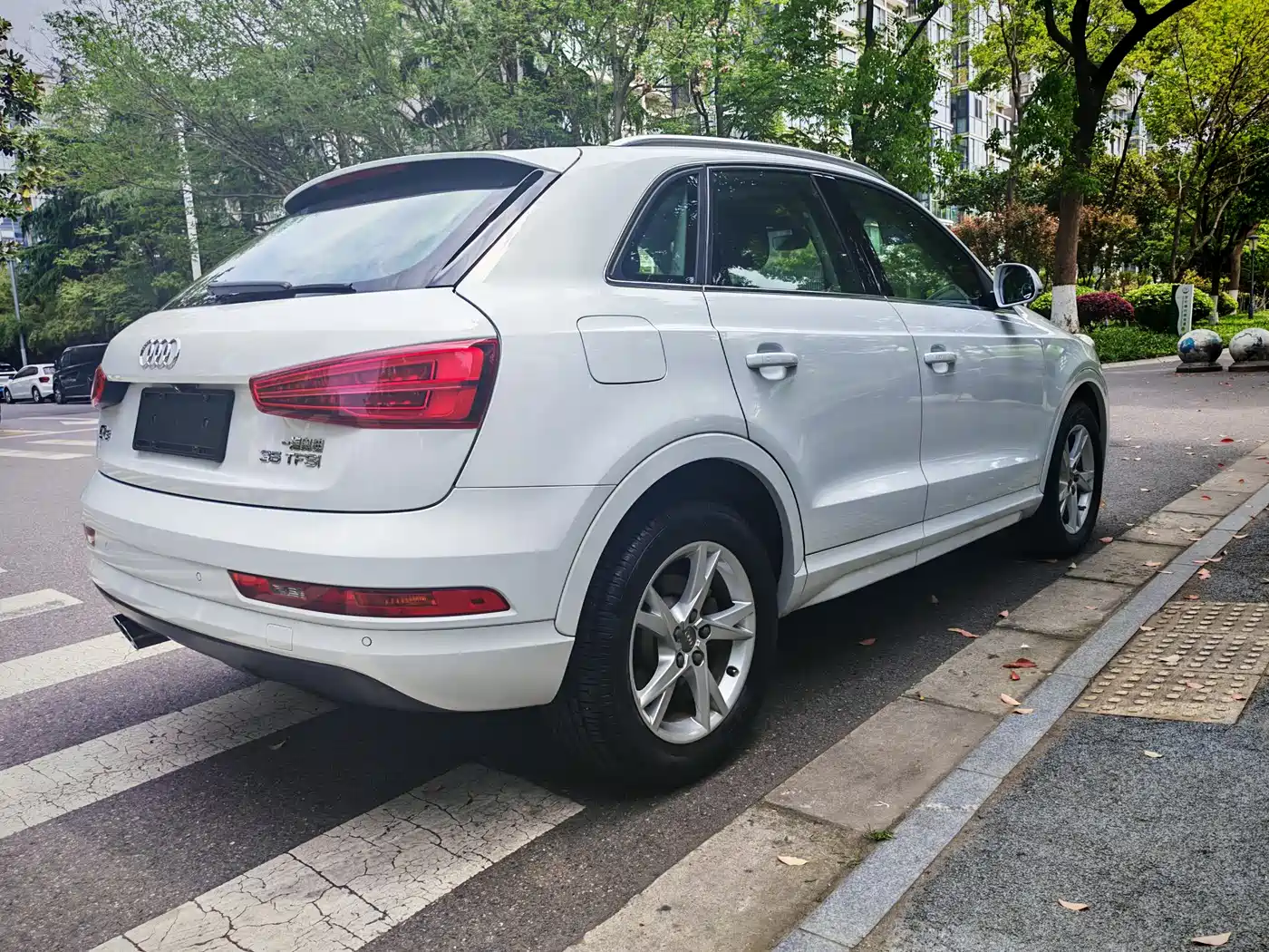 Audi Q3 2018 30th Anniversary Edition 35 TFSI Fashion фото 6
