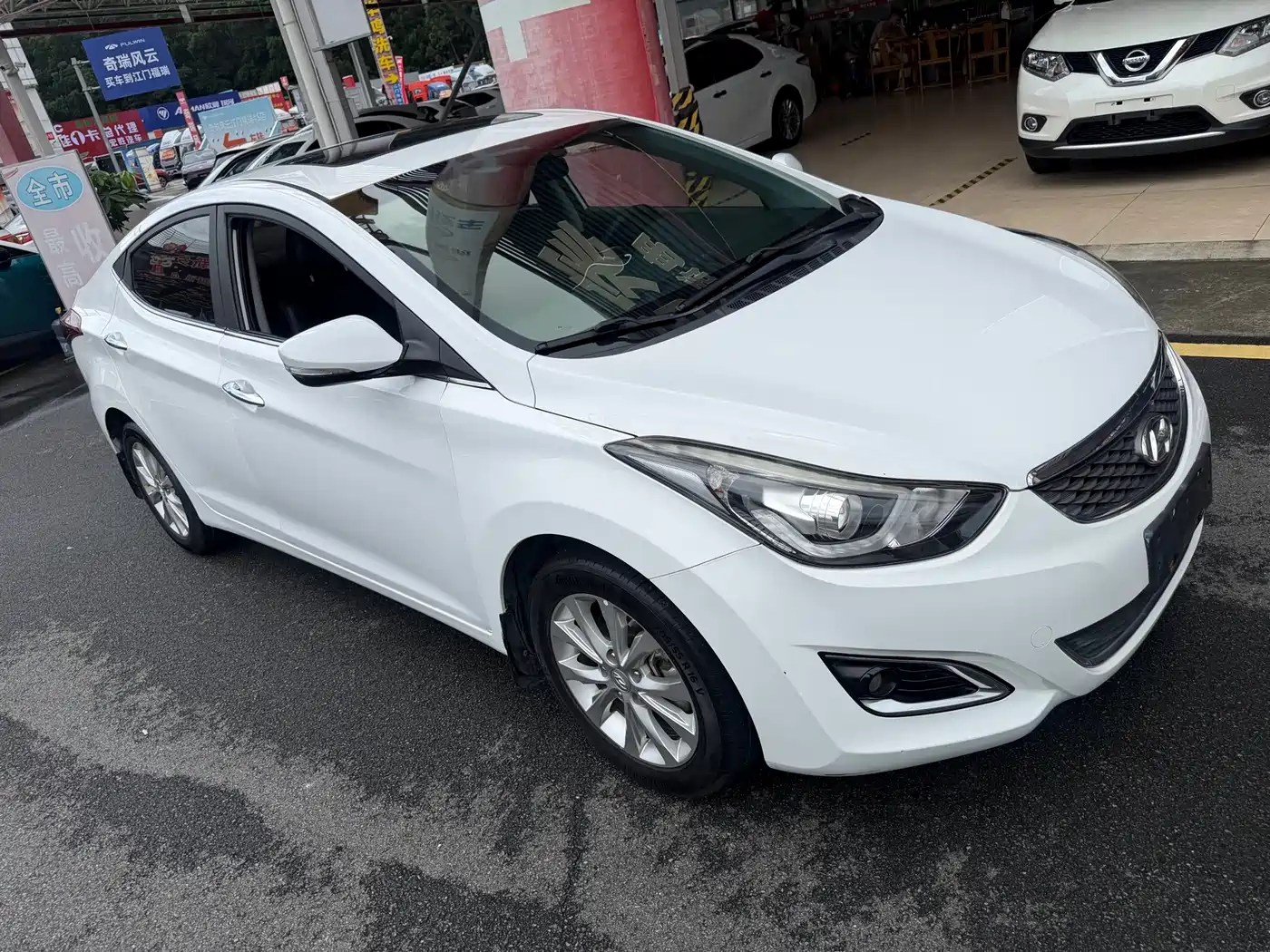 Hyundai Langdong 2016 1.6L Automatic Premium Edition фото 7