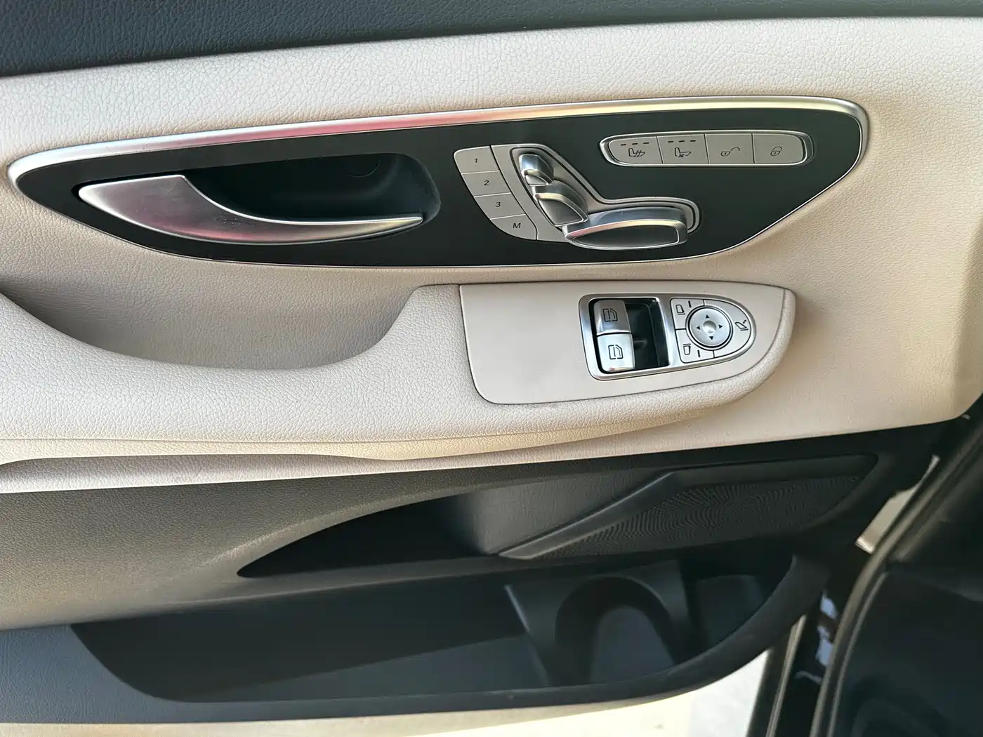 Mercedes-Benz V-Class 2018 V 260 Pilot Edition China V фото 9