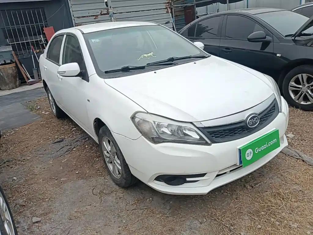 Фото 4 - BYD F3