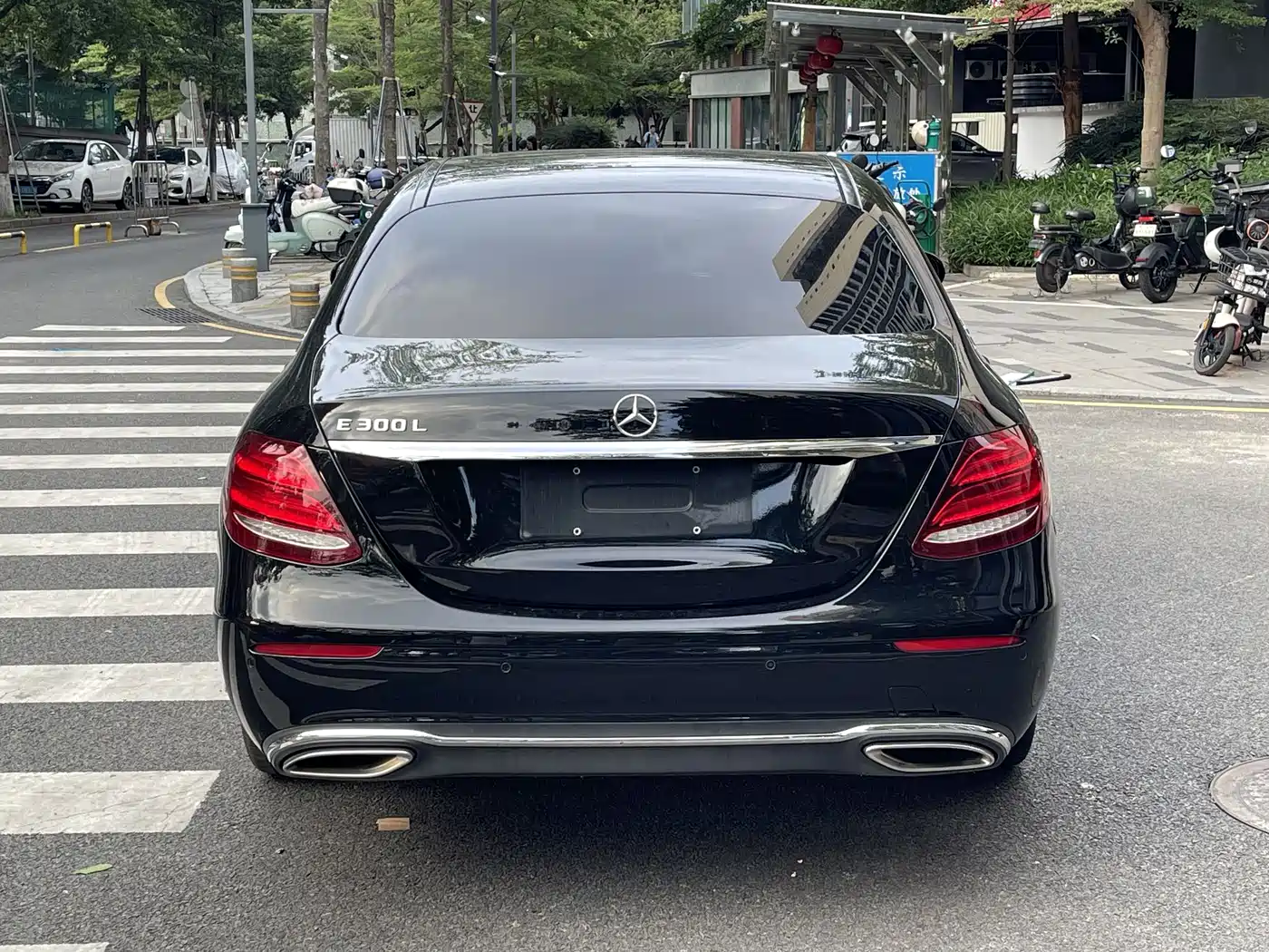 Mercedes-Benz E-Class 2020 E 300 L Fashion фото 6