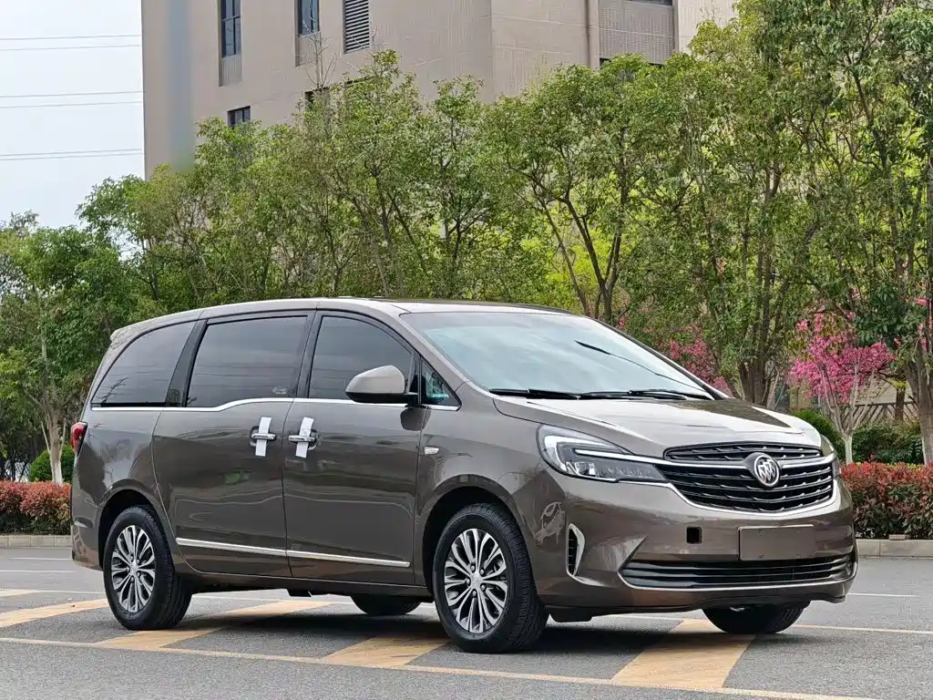 BUICK GL8