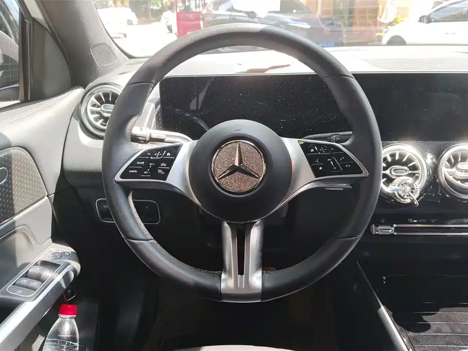 Mercedes-Benz GLB 2024 Facelift GLB 220 Style фото 15