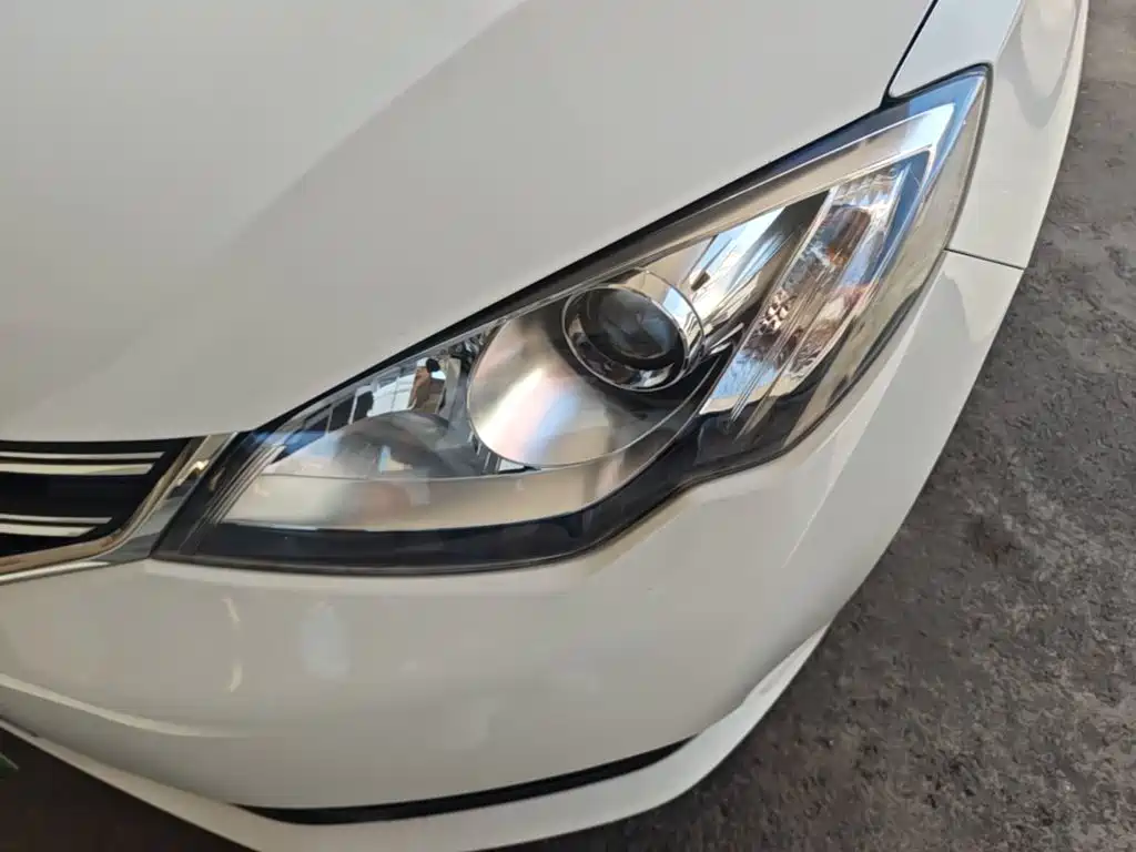 Roewe 360 2015 2015 1.5L Automatic Luxury