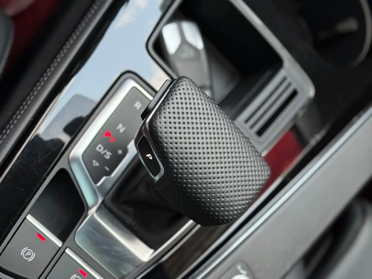 Audi A4L 2024 40 TFSI Luxury Dynamic фото 13