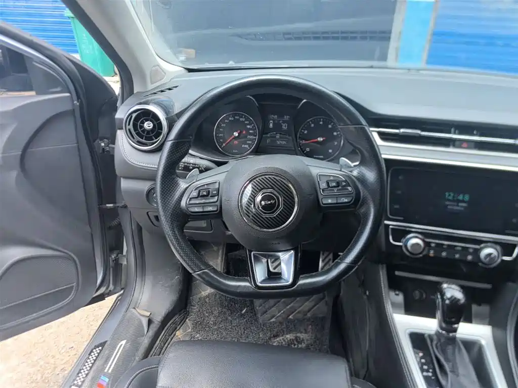 MG MG6 2018 2017 20T Automatic Luxury Smart Connect Version (China V)