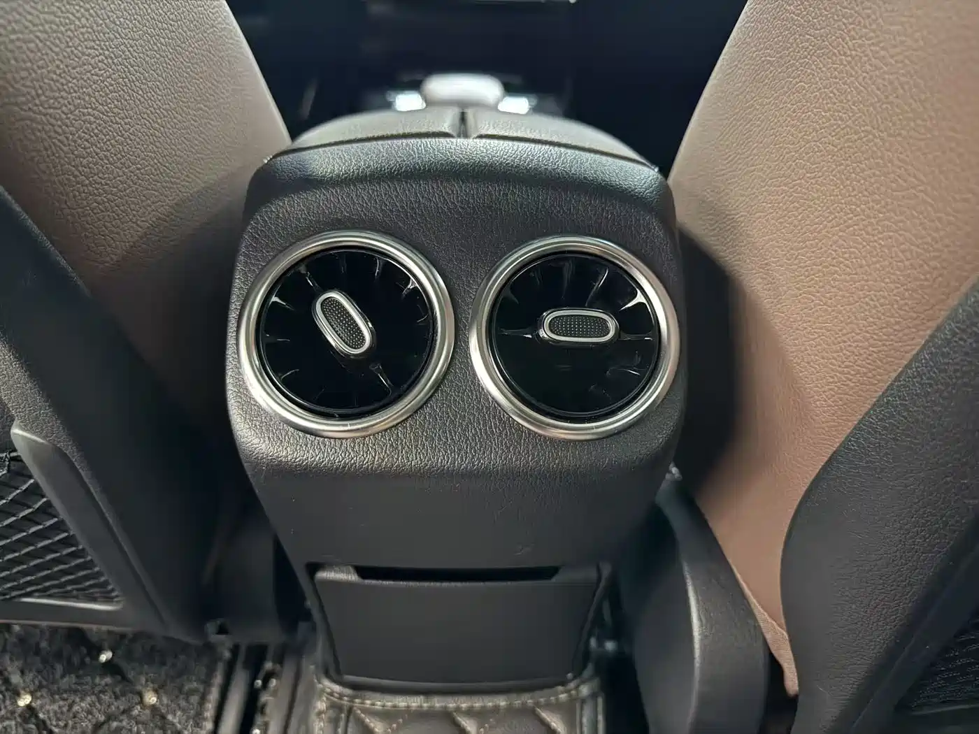 Mercedes-Benz A-Class 2019 Facelift A 200 L Sports Sedan фото 17