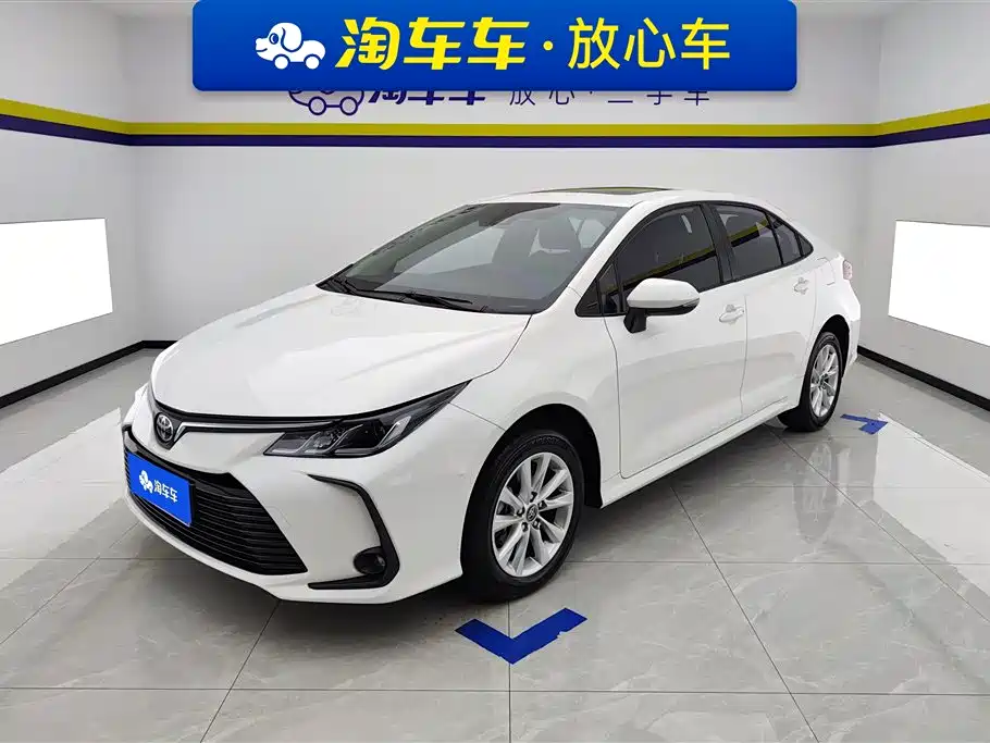 TOYOTA COROLLA 2024