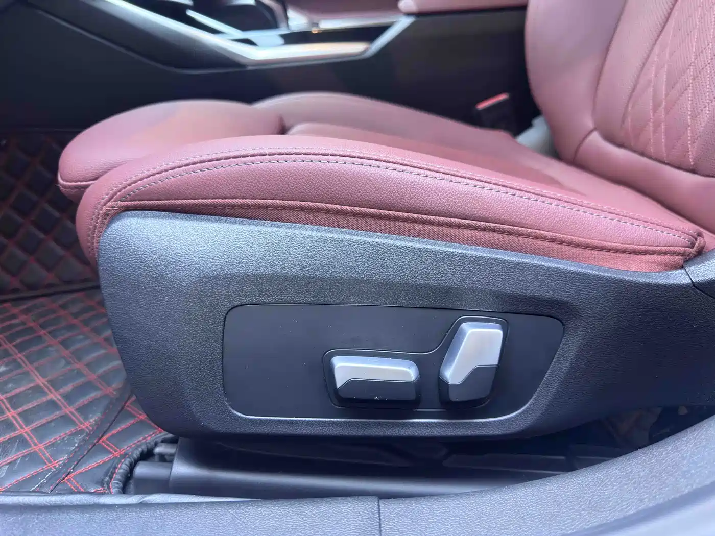 BMW 3 Series 2022 320Li M Sport Package фото 15