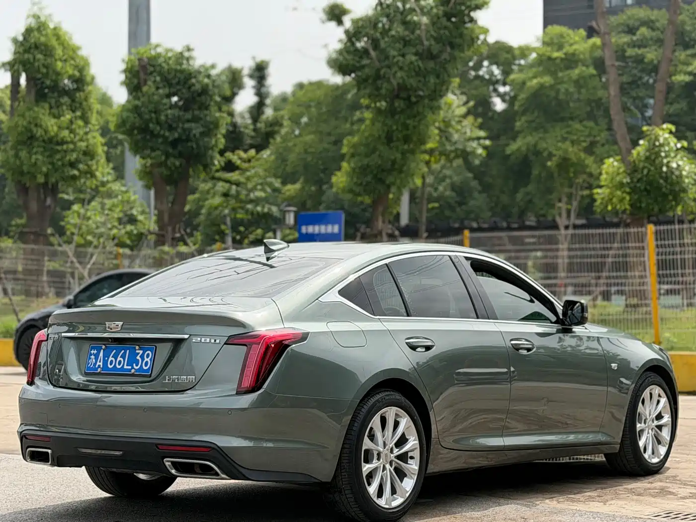 CADILLAC CT5