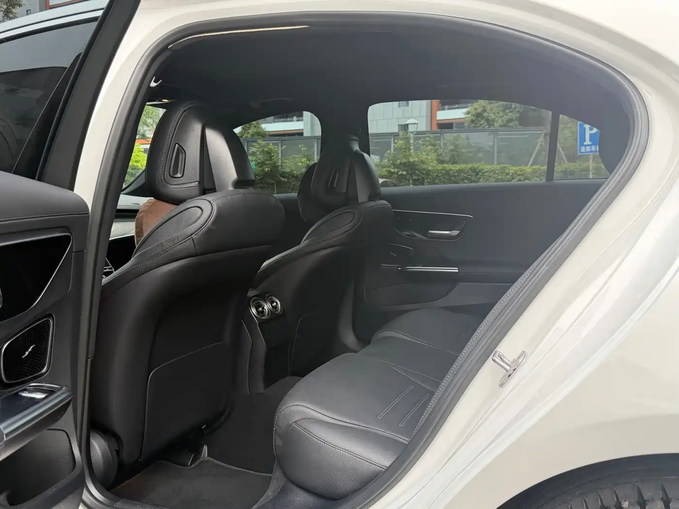Mercedes-Benz C-Class 2023 C 260 L Sport фото 9
