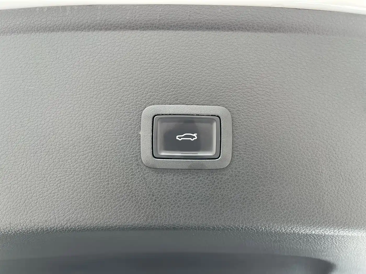 Hongqi H6 2023 2.0T Comfort Edition фото 21