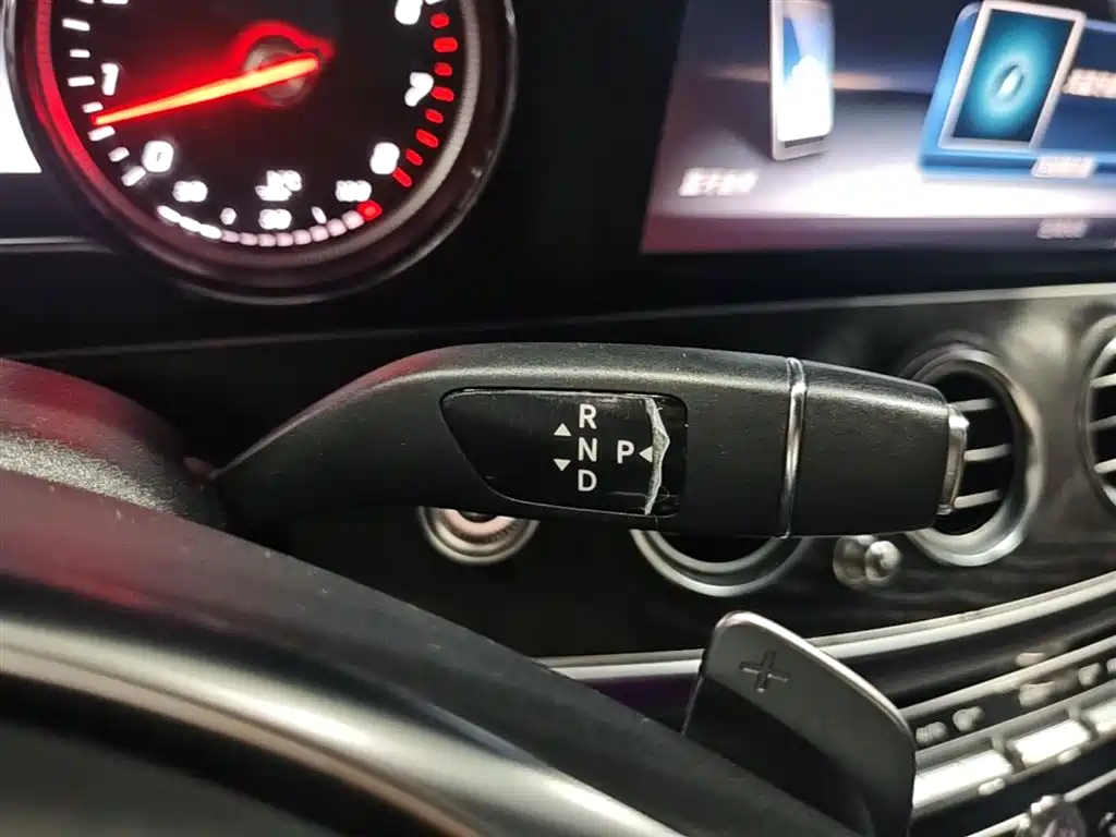 Mercedes-Benz E-Class 2017 E 200 Sport 4MATIC фото 14