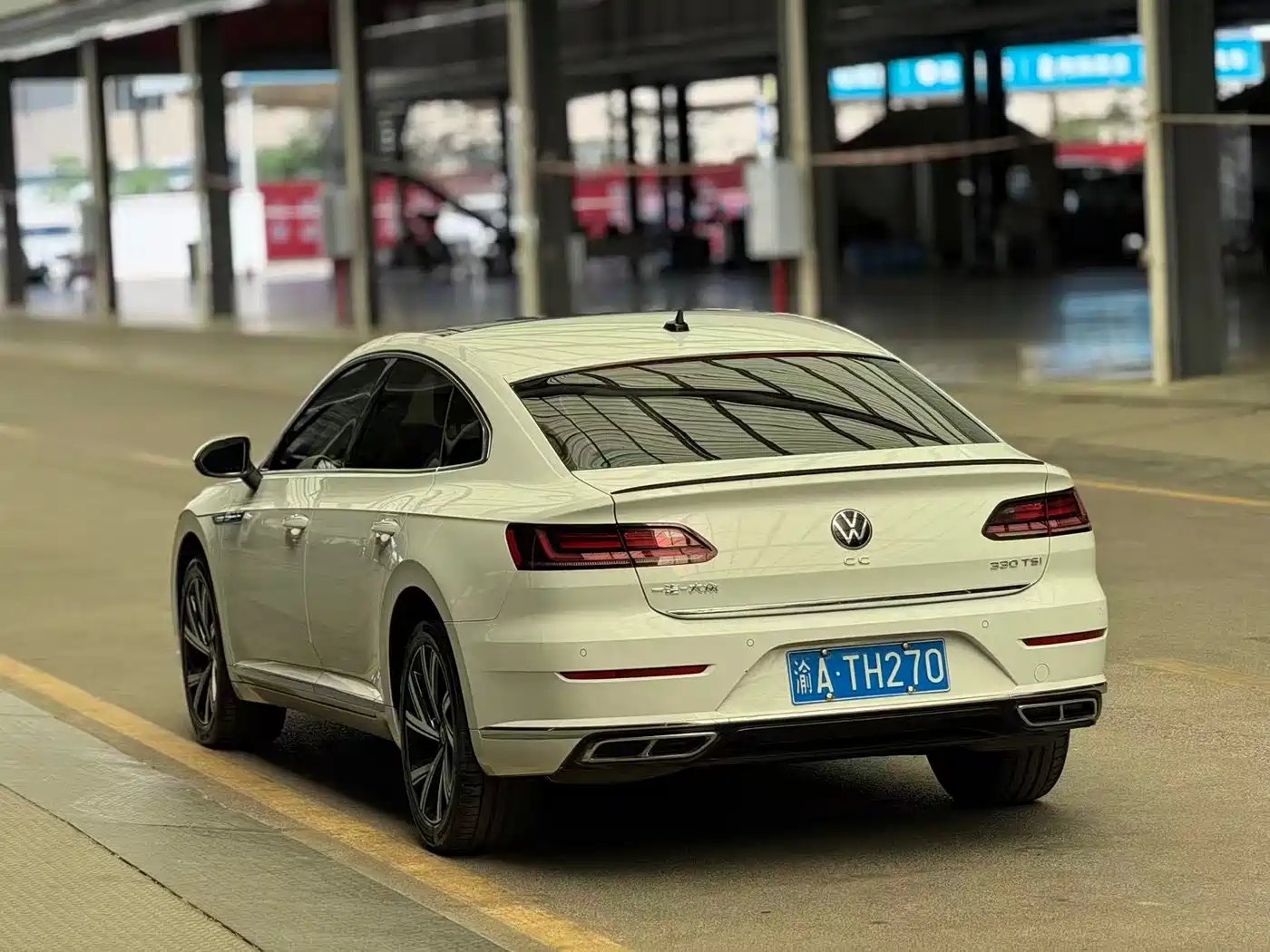 Volkswagen FAW-Volkswagen CC 2024 330TSI Dazzling Edition фото 16