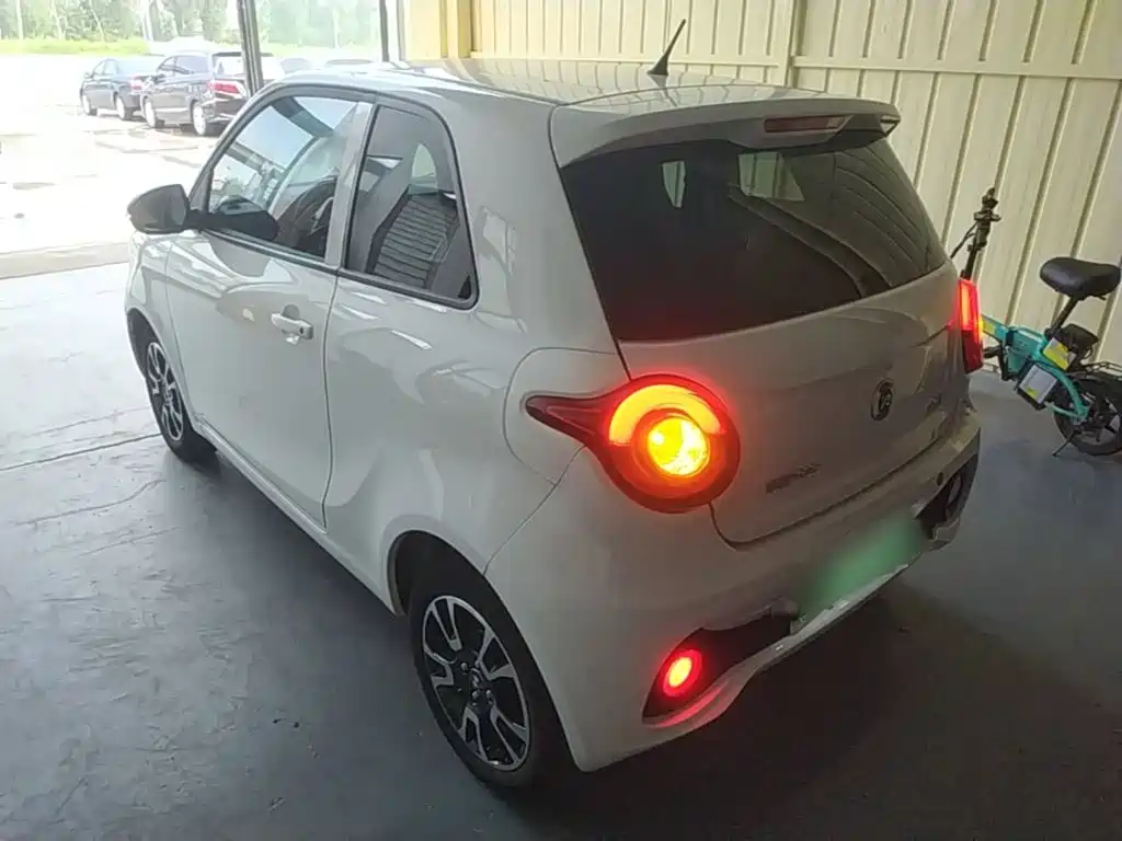 Huachen Xinyi Brilliance Xinyi i03A 2022 2021 318km 31.45kWh