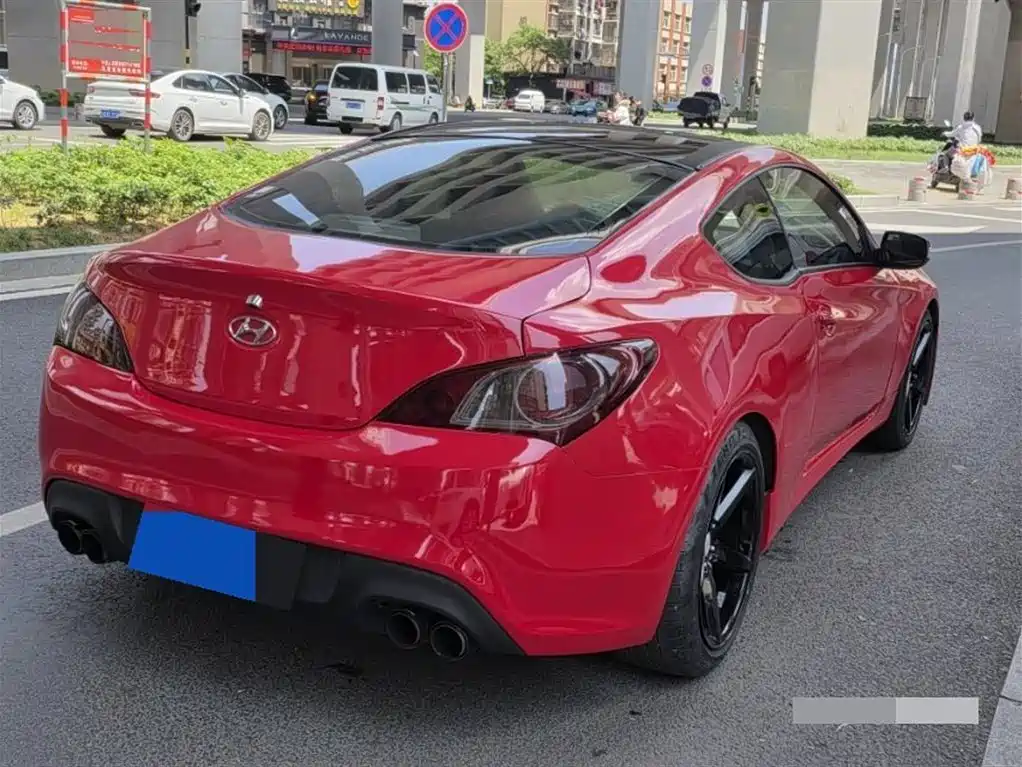 Hyundai Genesis Coupe 2009 2.0T Manual Cool Edition фото 7