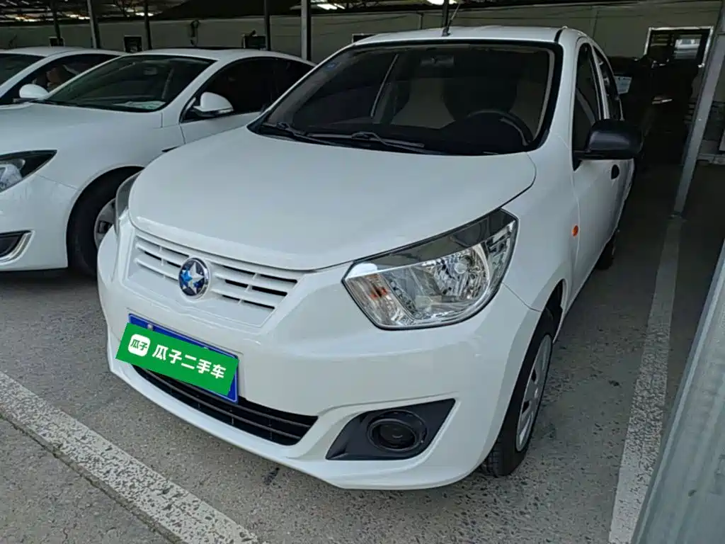 Venucia R30 2016 2014 1.2L Manual Premium Edition