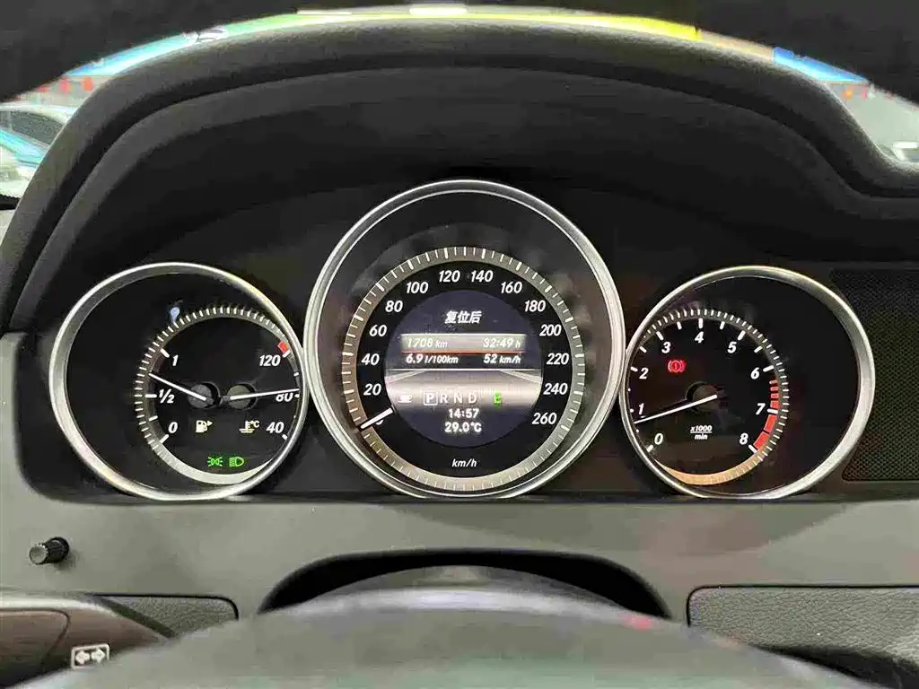 Mercedes-Benz C-Class 2013 2013 Model C 180 CGI Classic