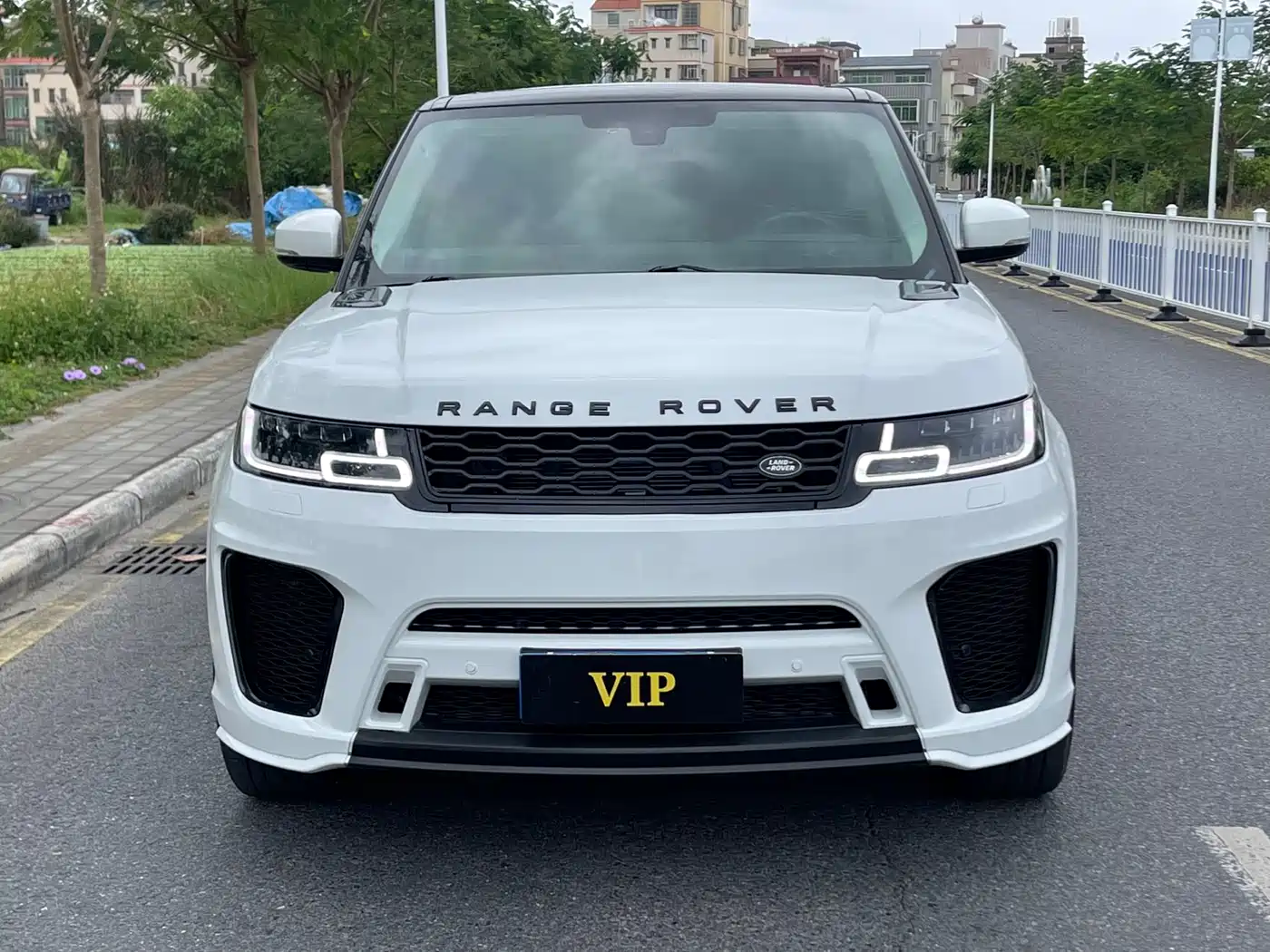 Land Rover Range Rover Sport 2015 3.0 SC V6 HSE фото 2