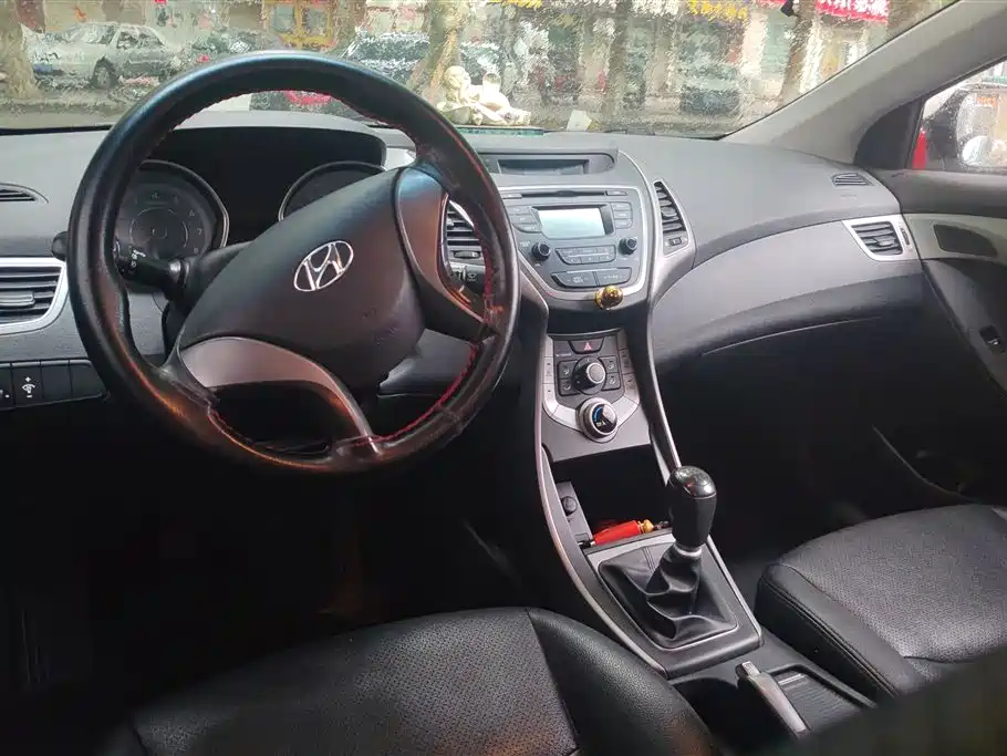 Hyundai Langdong 2016 1.6L Manual Fashion Model фото 12