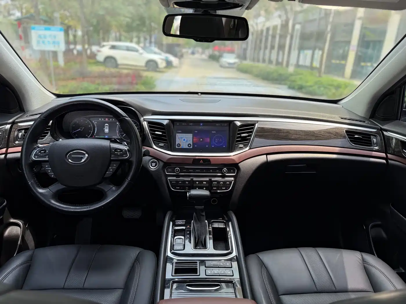 GAC Trumpchi Trumpchi GS8 2017 320T 2WD Luxury Smart Connect (7-seater) фото 14