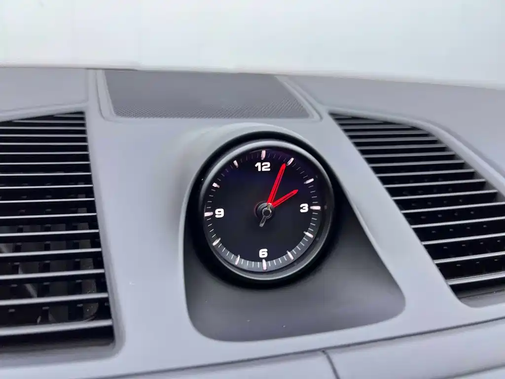 Фото 26 - Porsche Cayenne New Energy