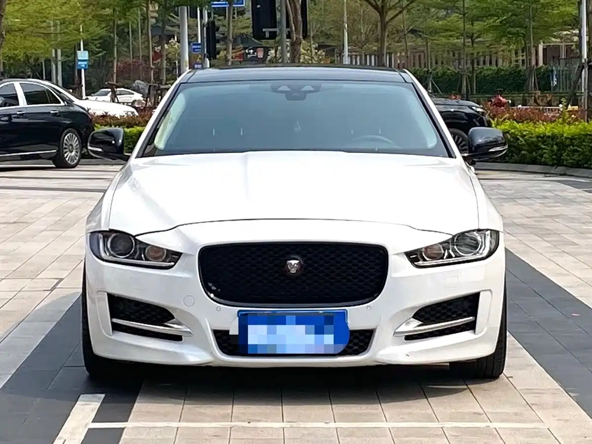Jaguar XE 2016 2017 2.0T 240PS R-Sport