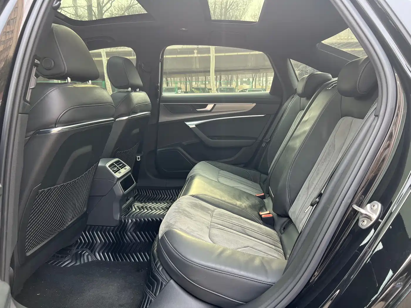 Audi A6L 2022 45 TFSI Premium Dynamic фото 12