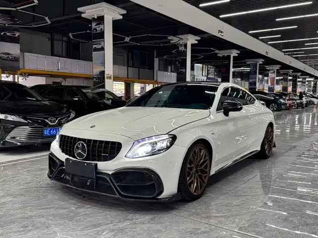 MERCEDES-BENZ C CLASS