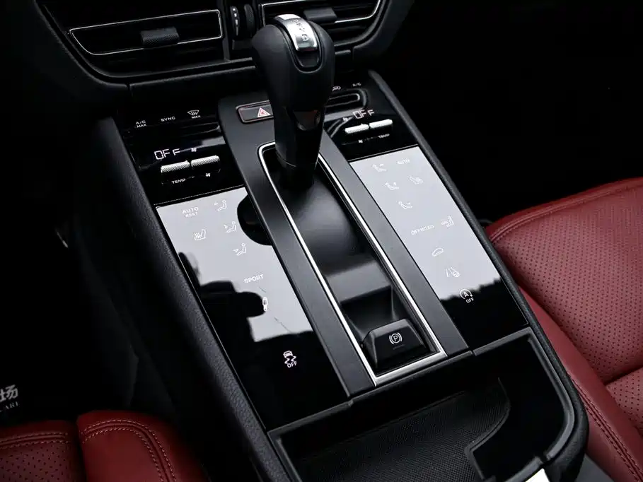 Porsche Macan 2025 Macan 2.0T Dream Chaser Edition фото 9