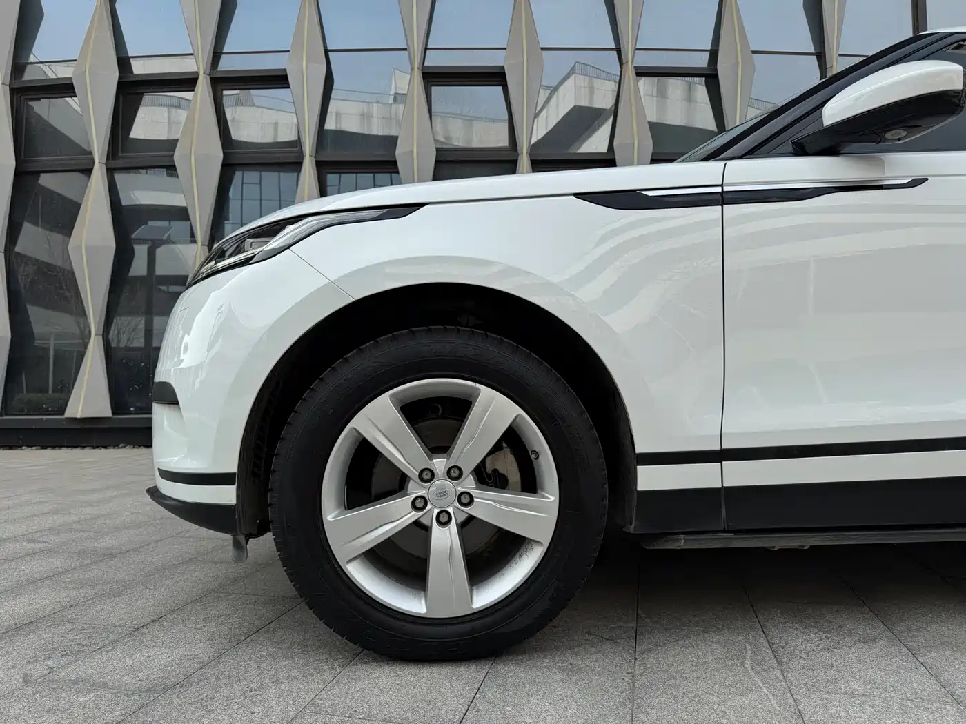 Land Rover Range Rover Velar 2018 P250 S фото 4