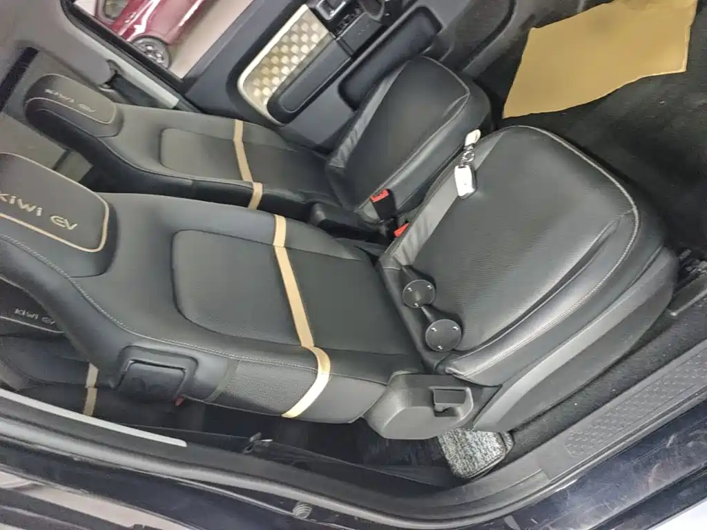 Фото 25 - Baojun KiWi EV