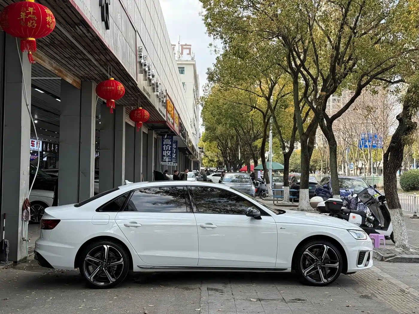Audi A4L 2024 40 TFSI Luxury Dynamic фото 3