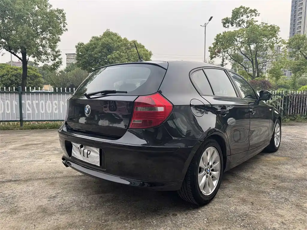 BMW 1 Series (Import) 2008 120i Automatic фото 5