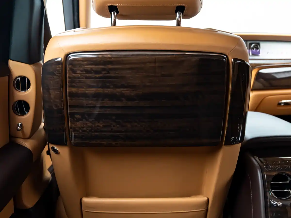 Фото 16 - Rolls-Royce Phantom