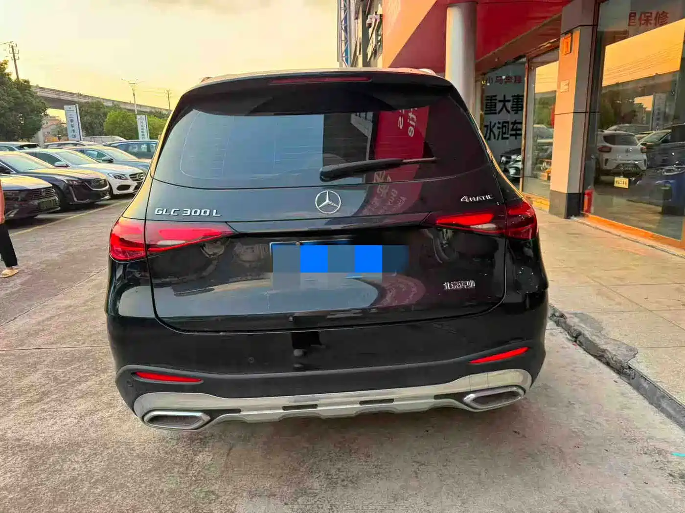 2026 Mercedes-Benz GLC
