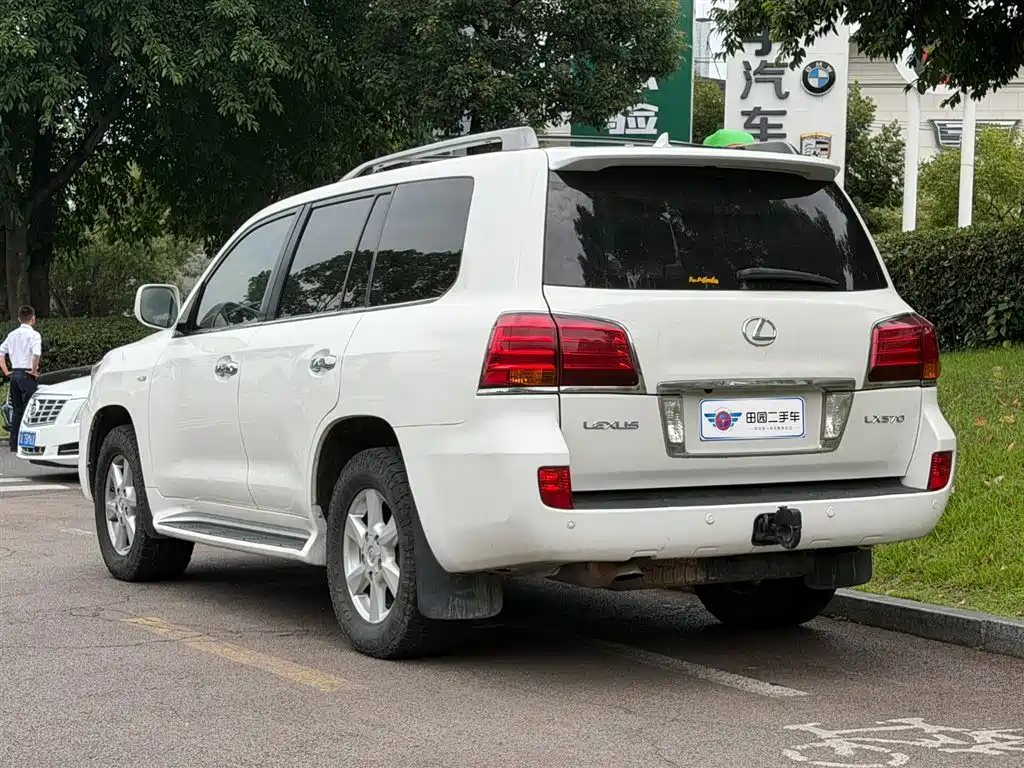 Lexus LX 2009 2009 570