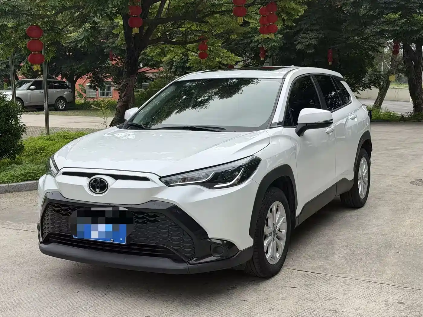 Toyota Frontlander 2023 2.0L CVT Elite Edition фото 2