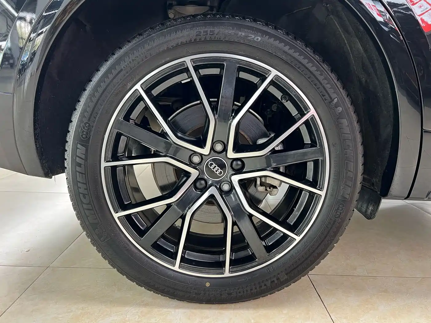 Audi Q5L 2023 40T Luxury Dynamic фото 28
