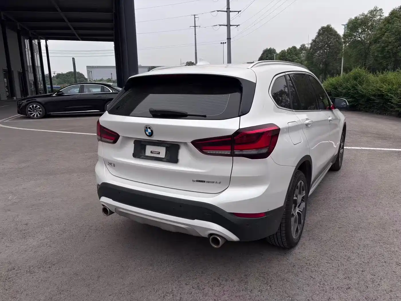 BMW X1 2022 sDrive20Li Fashion фото 3